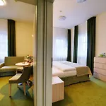 Odkrywców Hotel