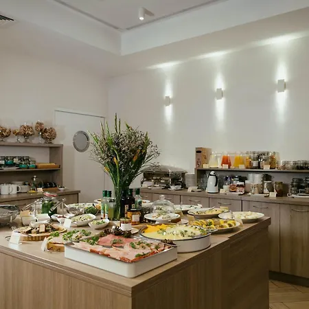 Hotel Odkrywcow 3*