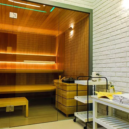 فندق Odkrywcow 3*