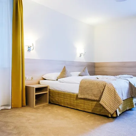 Hotel Odkrywcow